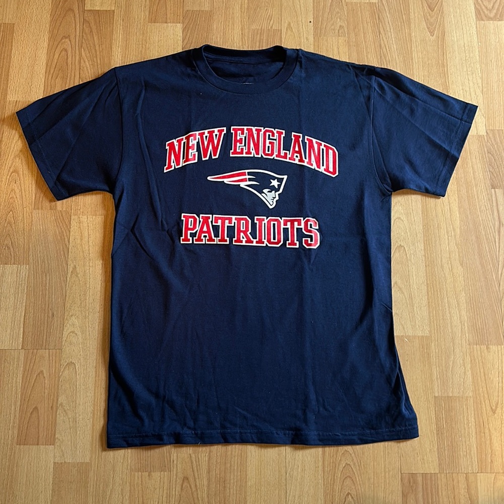 New England Patriots Short Sleeve Shirt